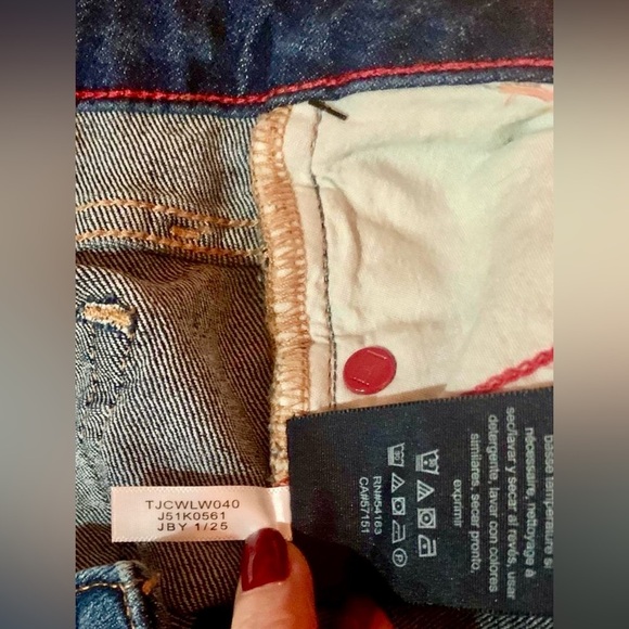 NWT Tommy Hilfiger Sz 2 women’s TriBeCa TH flex raw cuff Dark wash skinny jeans - Picture 7 of 9